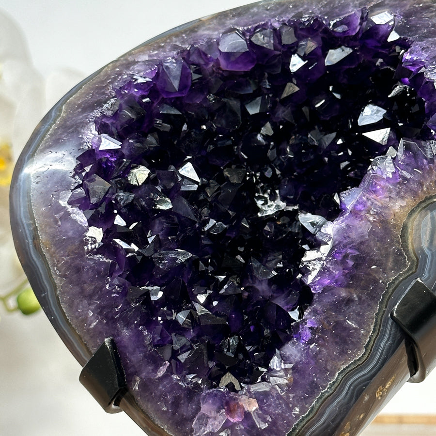 AAA Natural Amethyst Cave with Agate Shell - MWS1474