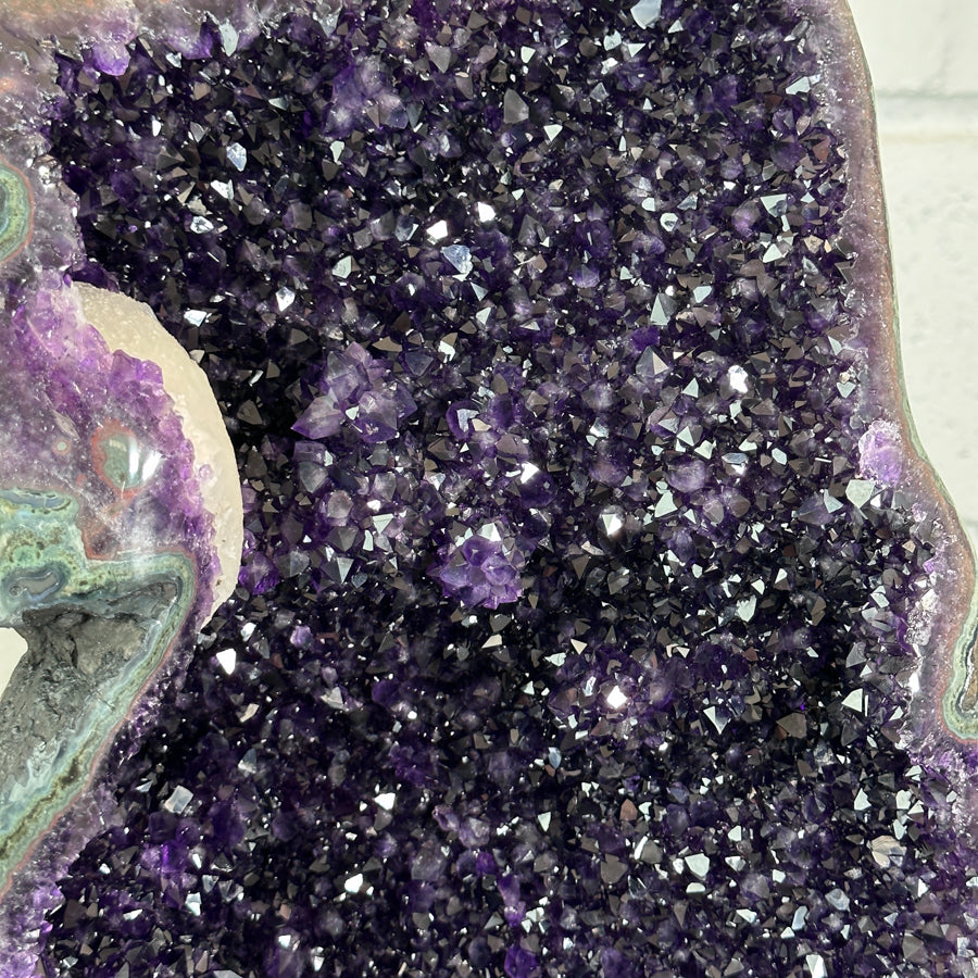 Top Quality Natural Amethyt Geode Statemen Piece - MWS3146