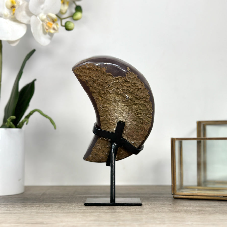 Outstanding Agate &amp; Amethyst Moon Carving - MWS2361