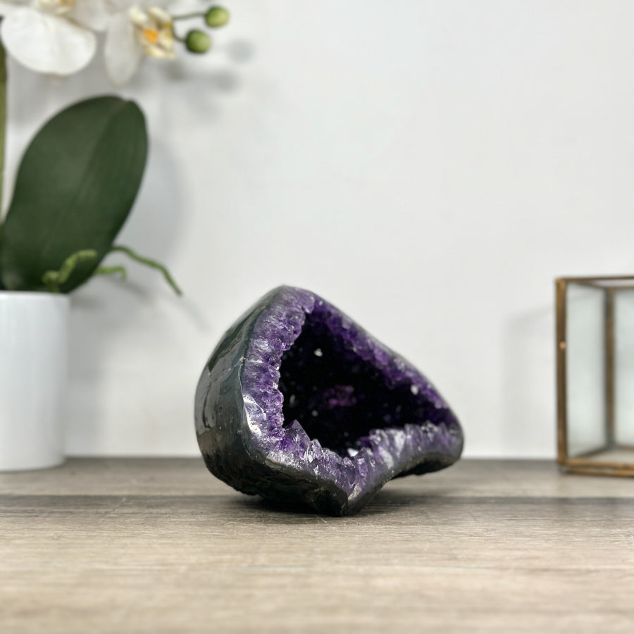 Amethyst &amp; Agate Stone Geode with Druzy Crystal Formation - STGE0017
