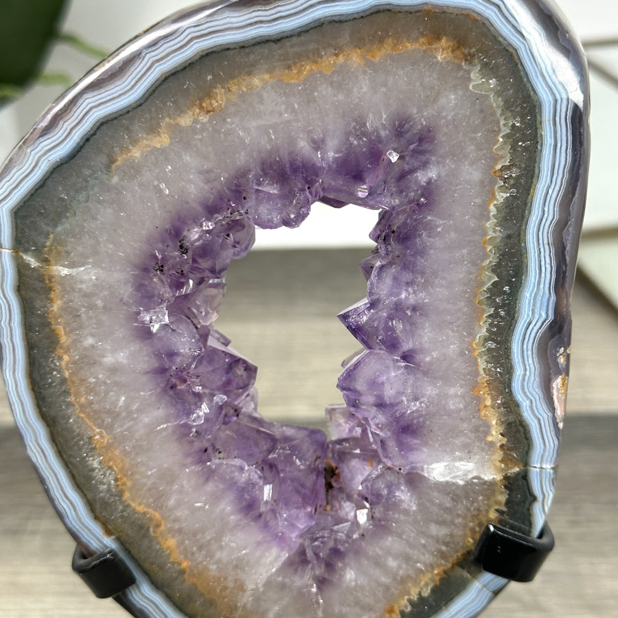 Blue Banded Agate &amp; Agate Geode Slice Portal - MWS2910