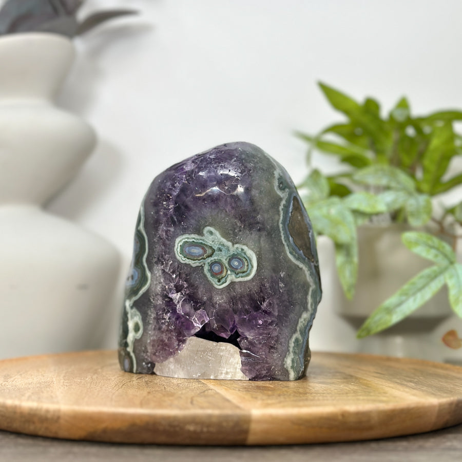 Deep Purple Deep Purple Amethyst with Green Jasper Shell - CBP1295