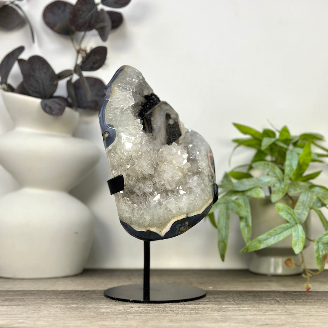 Uruguayan Quartz &amp; Agate Specimen with Calcite &amp; Black Hematite Inclusion - MWS3288