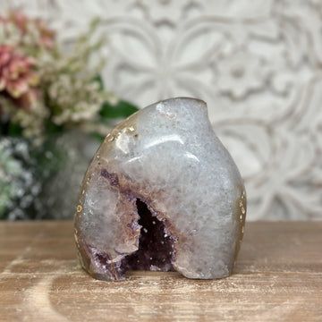 Gorgeous Quartz & Amethyst Stone Flame Carving Geode - FST0110
