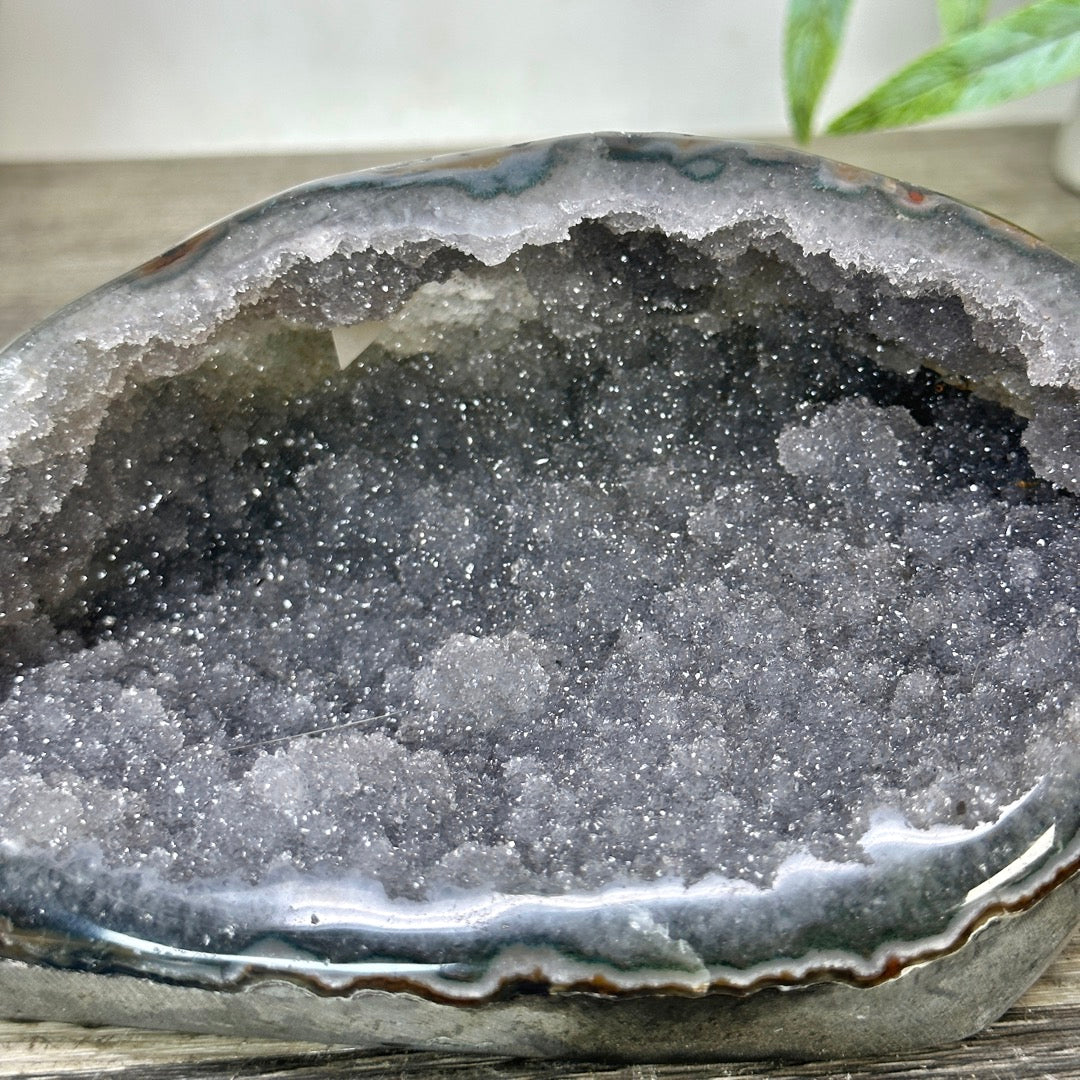 Natural Sugar Quartz Geode - STGE0038