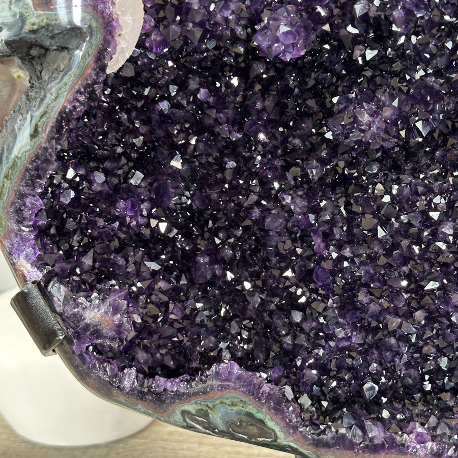 Top Quality Natural Amethyt Geode Statemen Piece - MWS3146