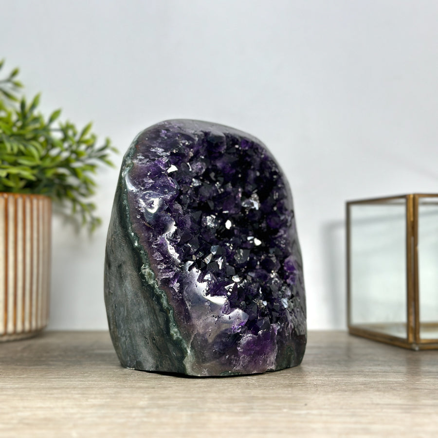 Larde Deep Purple Amethyst Cathedral - CBP1180