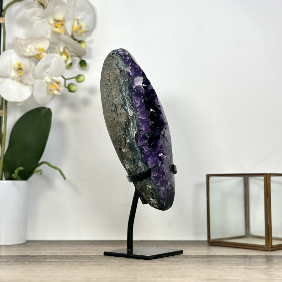Top Quality Natrual Uruguayan Amethyst Geode - Stand Included - MWS2954