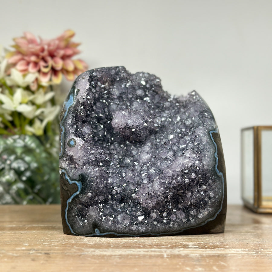 Handcrafted Amethyst Cathedral Geode – Ideal for Spiritual Healing and Home Decoration
