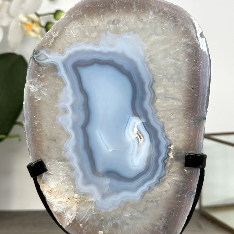 Blue Banded Agate Slice on Stand – Natural Stone Display Statement Piece - MWS2920