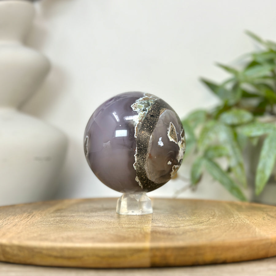 Amethyst &amp; Agate Sphere Geode with Druzy Crystal Interior - SPH0230