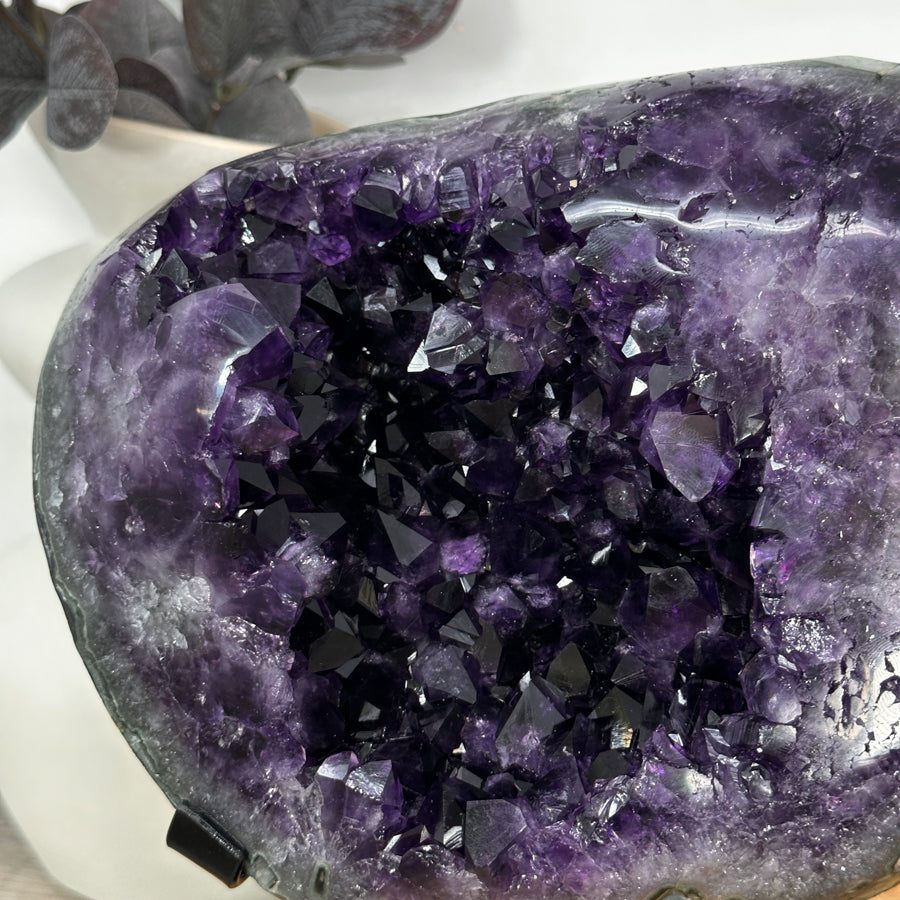 Top Quality Natural amethyst Geode on Stand - MWS3071