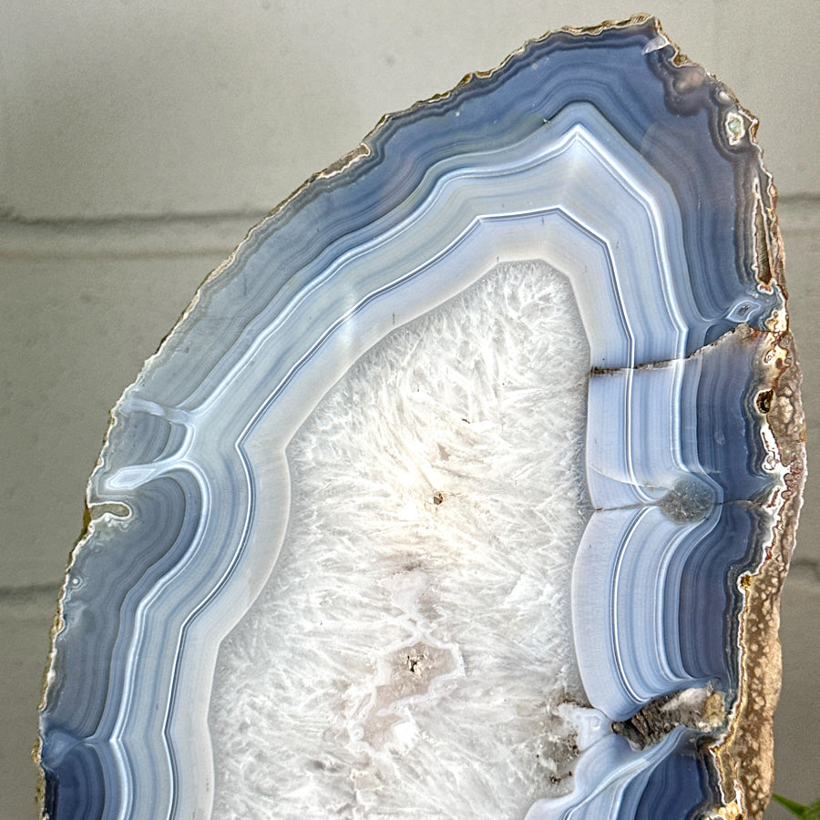 XXL Natural Blue Banded Agate &amp; Quartz Stone Slice on Stand - MWS3043