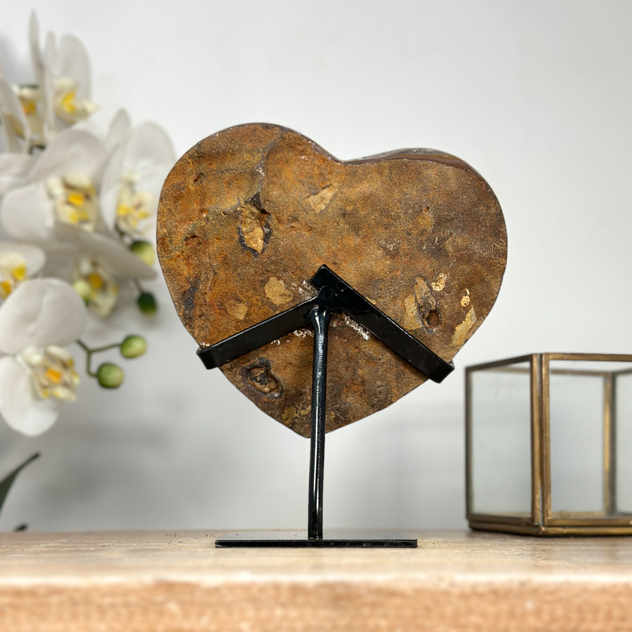 Unique Red Tone Quartz Stone Heart Carving - HST0270