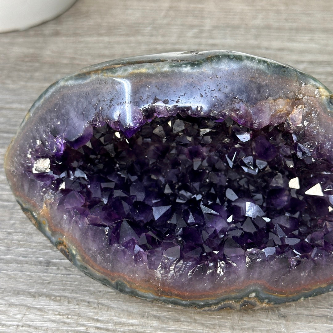Amethyst Geode with Deep purple Crystals &amp; Polished Shell - STGE0119