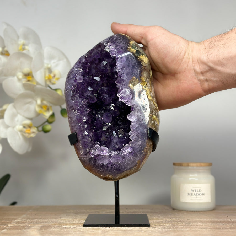 Beautiful Natural Amethyst Geode, Handpolished Piece - MWS1423