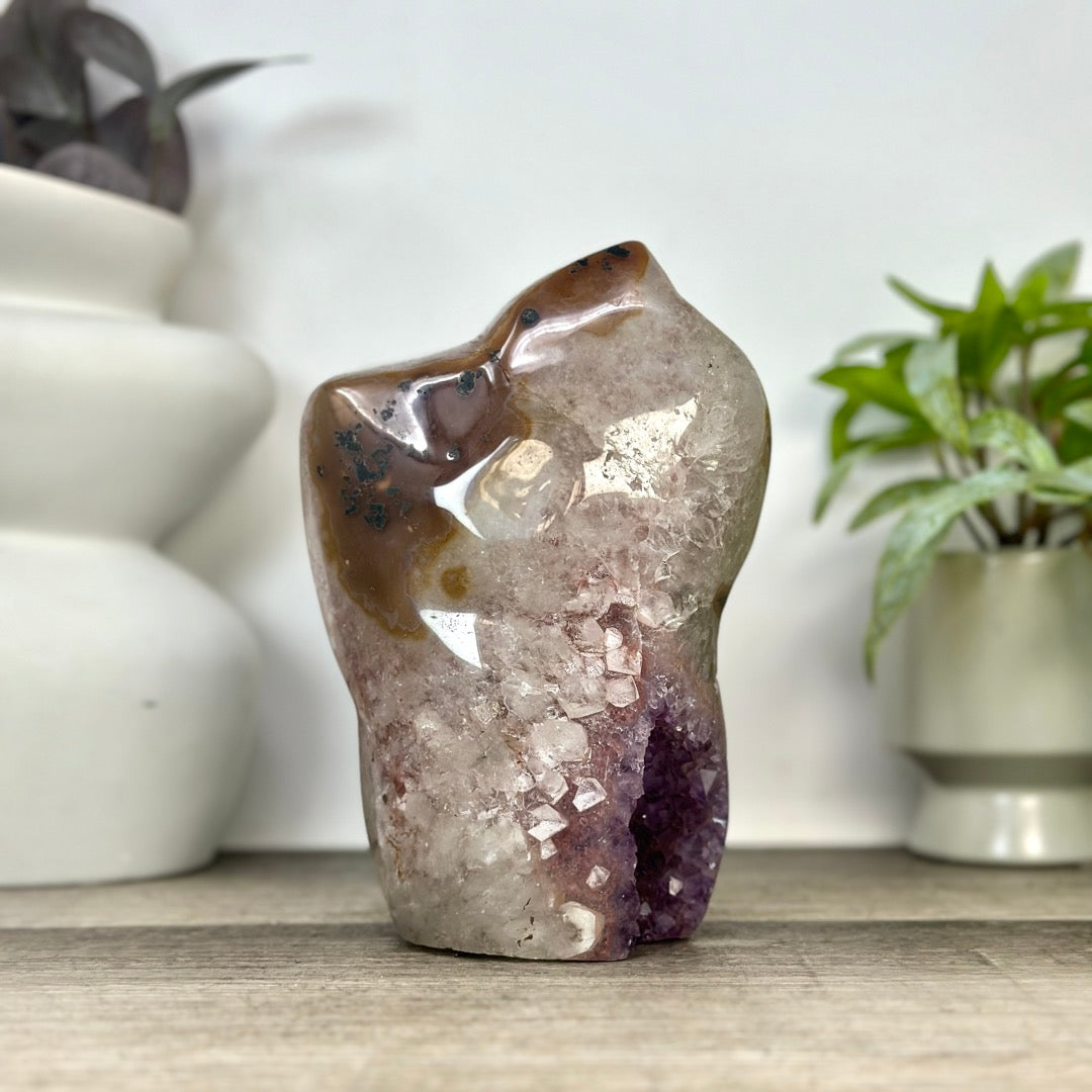 Natural Agate &amp; Quartz Stone Art Crystal - CBP1393