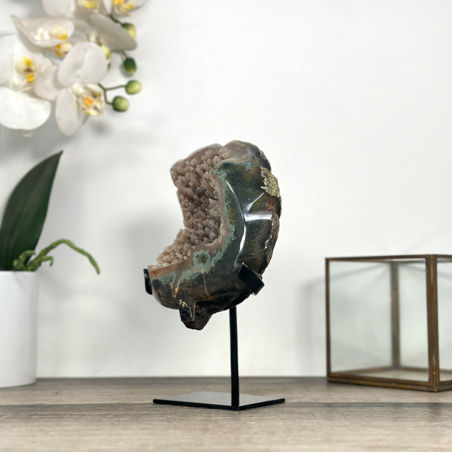 Agate &amp; Quartz Druzy Stone Leaf Carving on Metal Stand - MWS2804