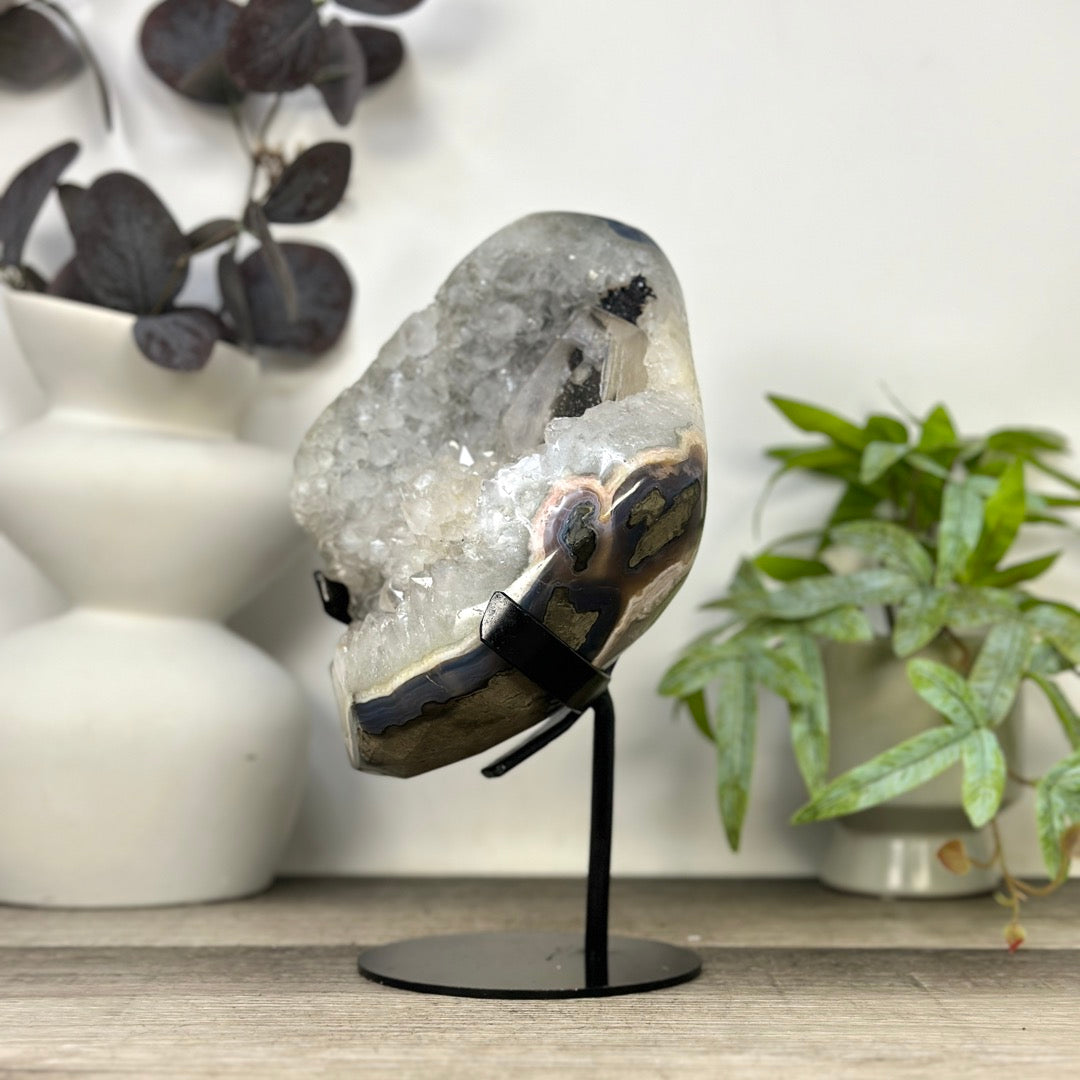 Uruguayan Quartz &amp; Agate Specimen with Calcite &amp; Black Hematite Inclusion - MWS3288