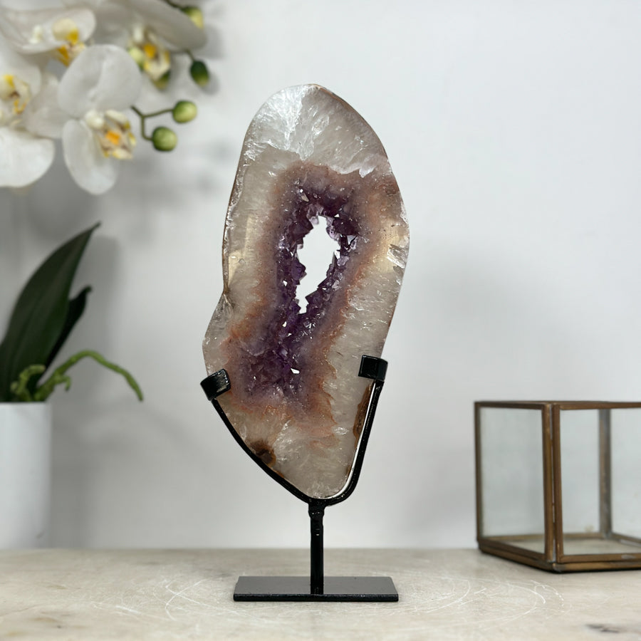 Beautiful Amethyst &amp; Quartz Stone Portal with handmade Stand - MWS1945