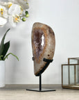 Natural Quartz Portal with Metal Stand - MWS2319