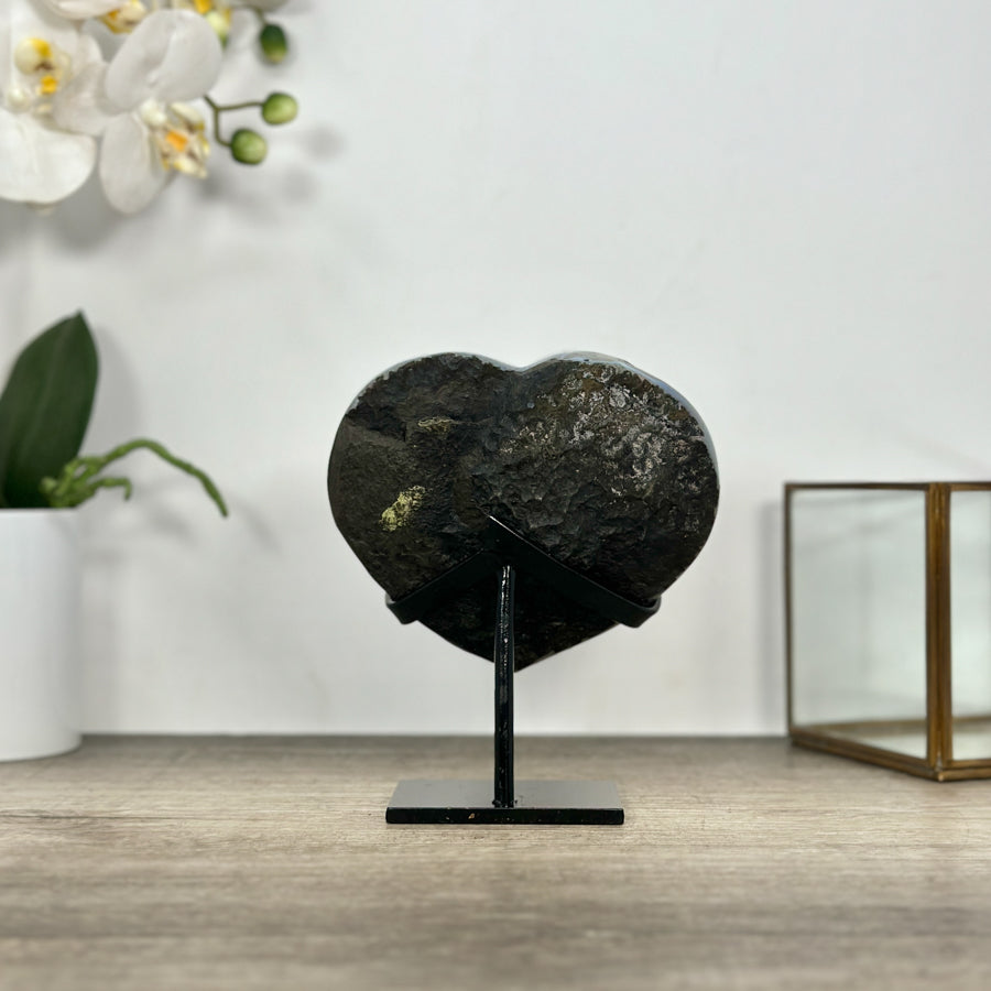 Blue Banded Agate &amp; Quartz Stone Heart Carving - HST0331