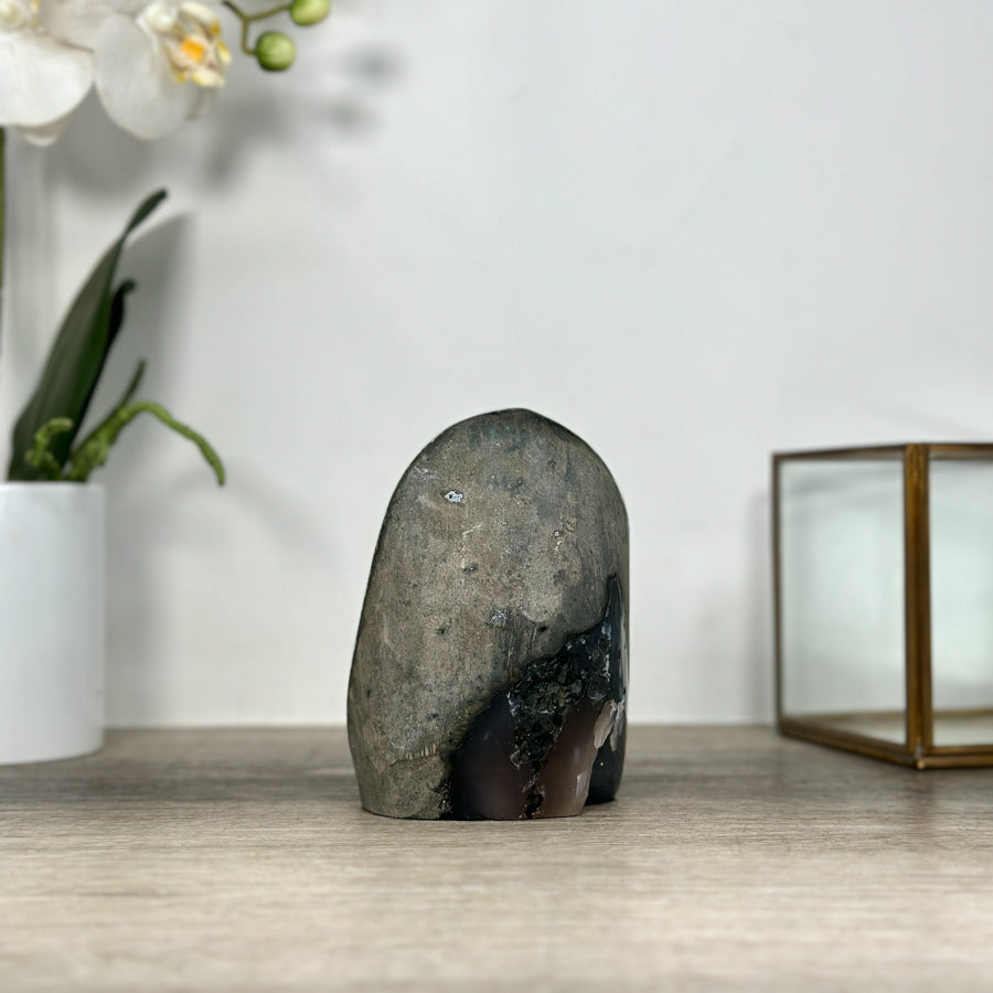 Uruguayana Amethyst Crystal Stone - Best Quality Crystals - CBP1213