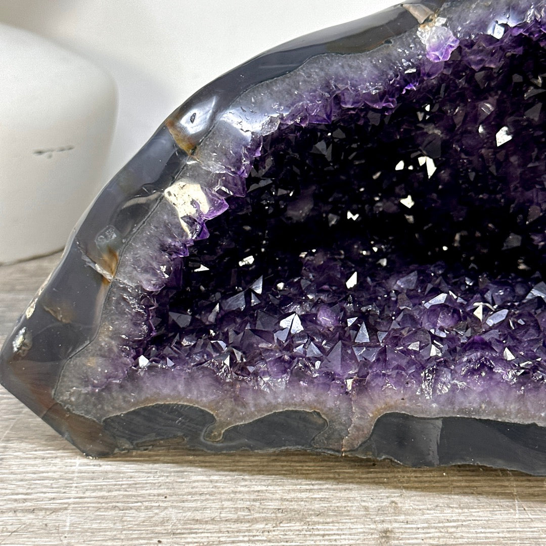 Top Quality Natural Amethyst Stone Geode - STGE0101