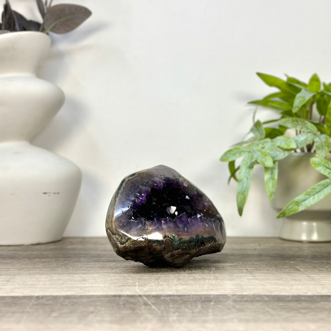 Amethyst Geode with Deep purple Crystals &amp; Polished Shell - STGE0119