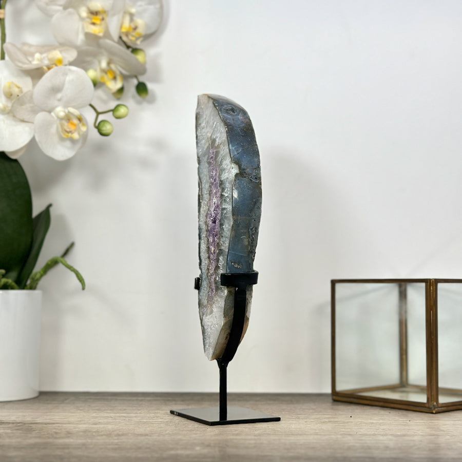Natural Quartz &amp; Amethyst Stone Geode Slice on Stand - MWS3004
