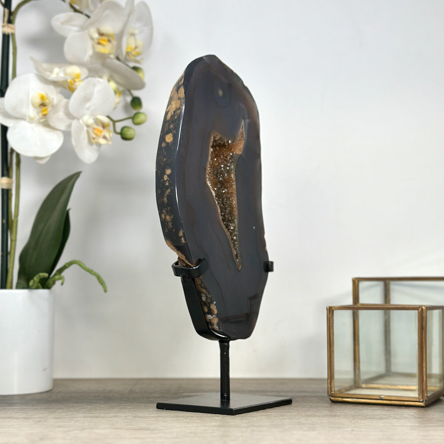 Large Agate &amp; Quartz Druzy Portal - Geode Slice with Stand - MWS2245