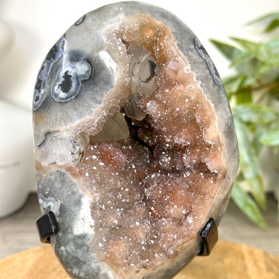 Natural Peach Tone Sugar Quartz Crystal Geode with Calcite Inclusion - MWS3254