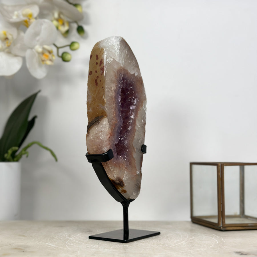 Beautiful Amethyst &amp; Quartz Stone Portal with handmade Stand - MWS1945