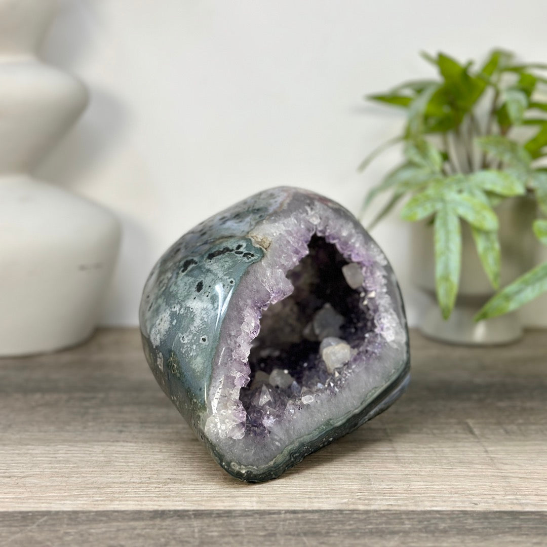 Natural amethyst Geode with Calcite Crystal Inclusions - STGE0091