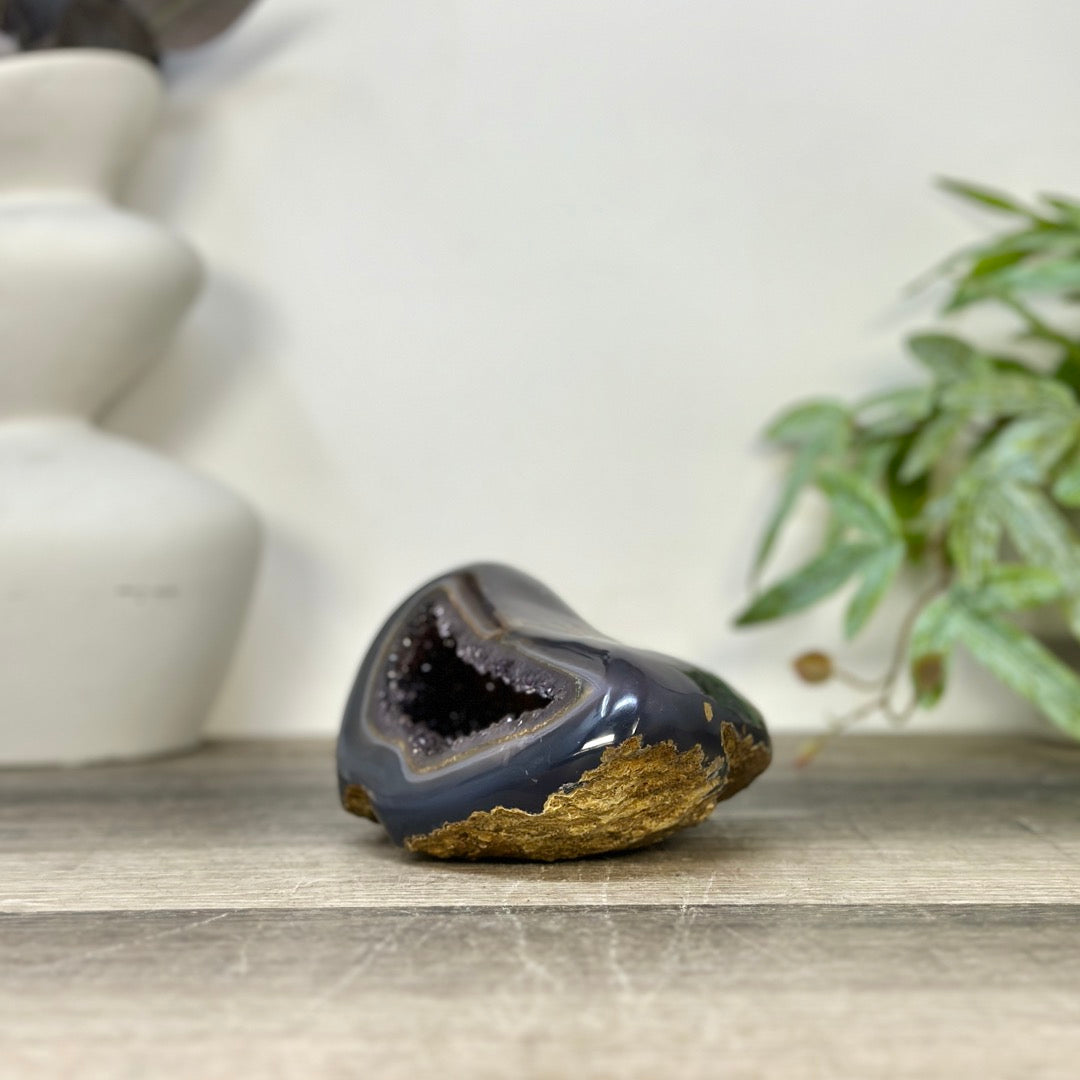 Blue Agate &amp; Amethyst Natural Geode - STGE0074