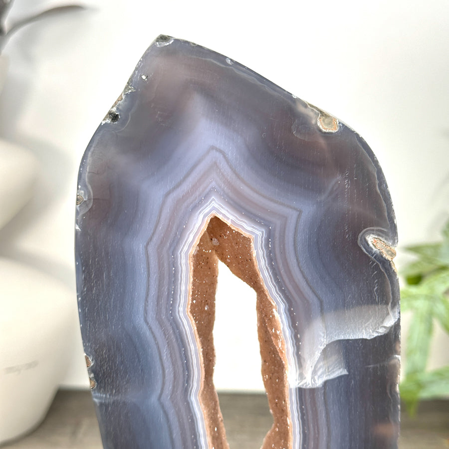 Natural Blue Banded agate &amp; Quartz Druzy Crystal Portal - MWS3250