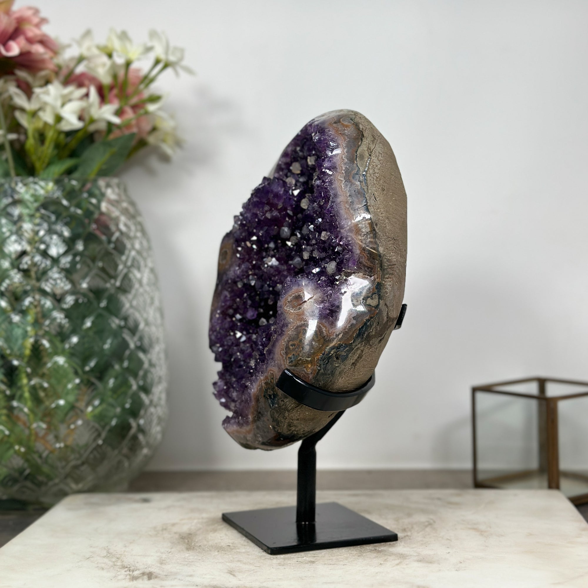 Beautiful Amethyst Stone Geode with Calcite Crystal Inclusiones - AWS0474