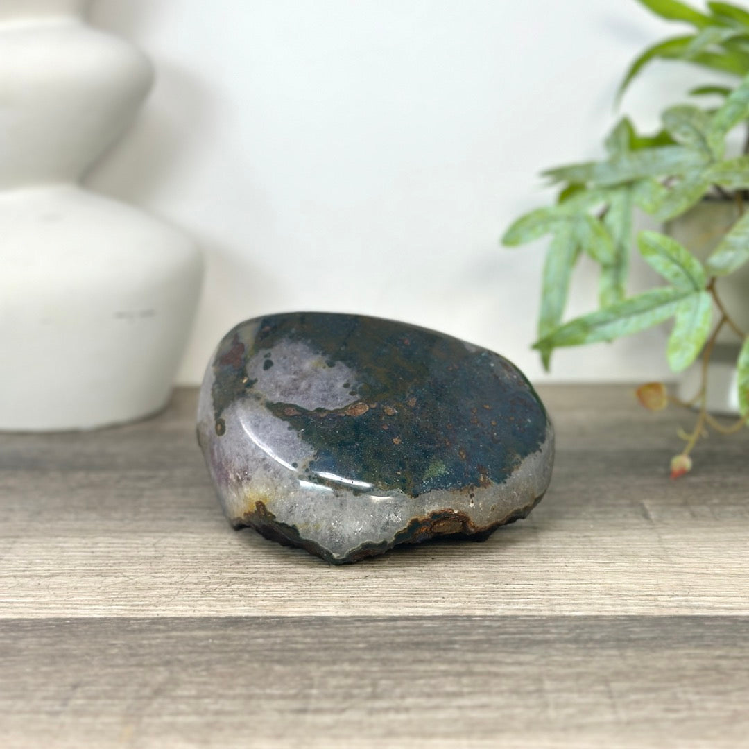 Polished Amethyst Geode from Uruguay - STGE0032