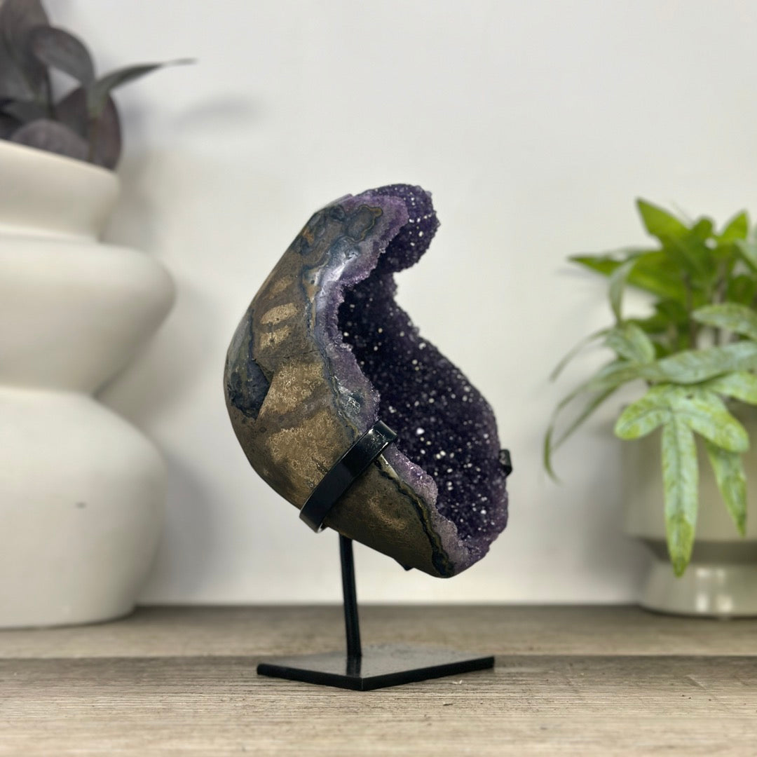 Natural uruguayan amethyst Geode with Beautiful Formations - MWS3335
