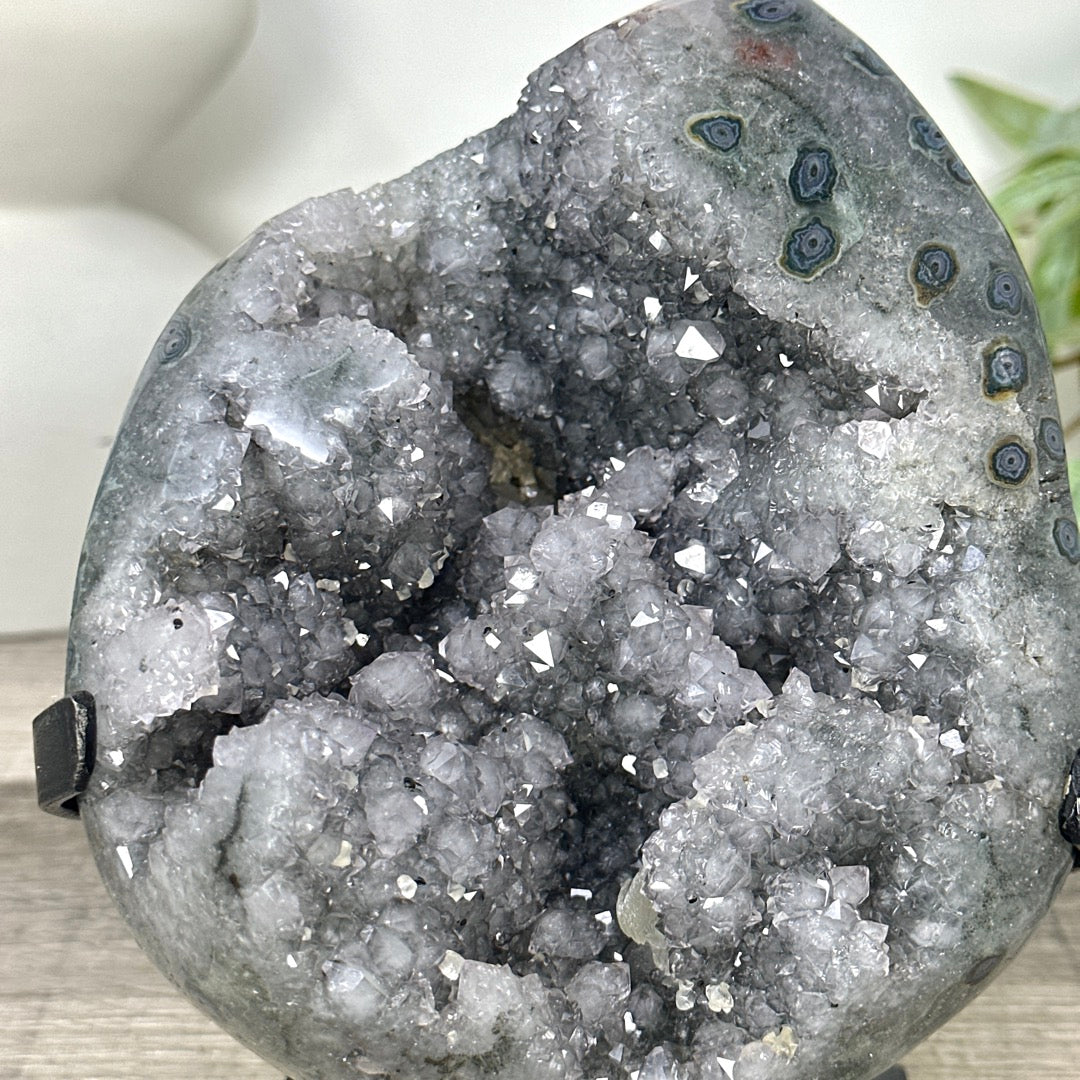 Grey Quartz Geode from Uruguay - Stand included - MWS3293