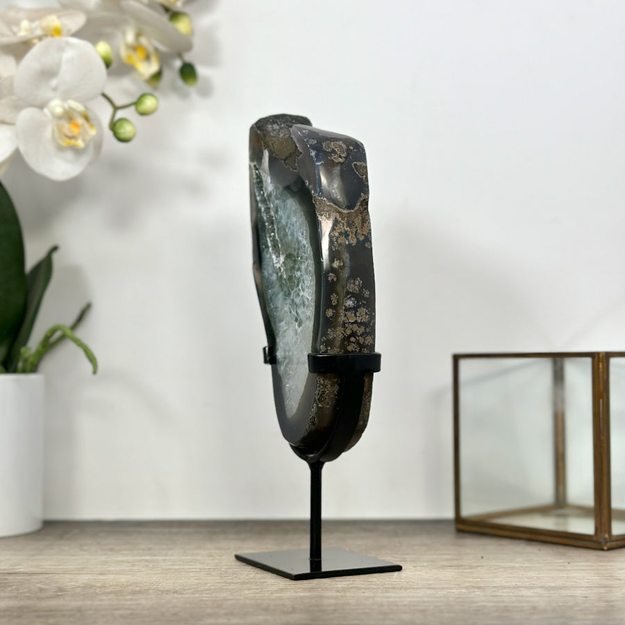 Natural Agate &amp; Quartz Stone Slice - MWS3001
