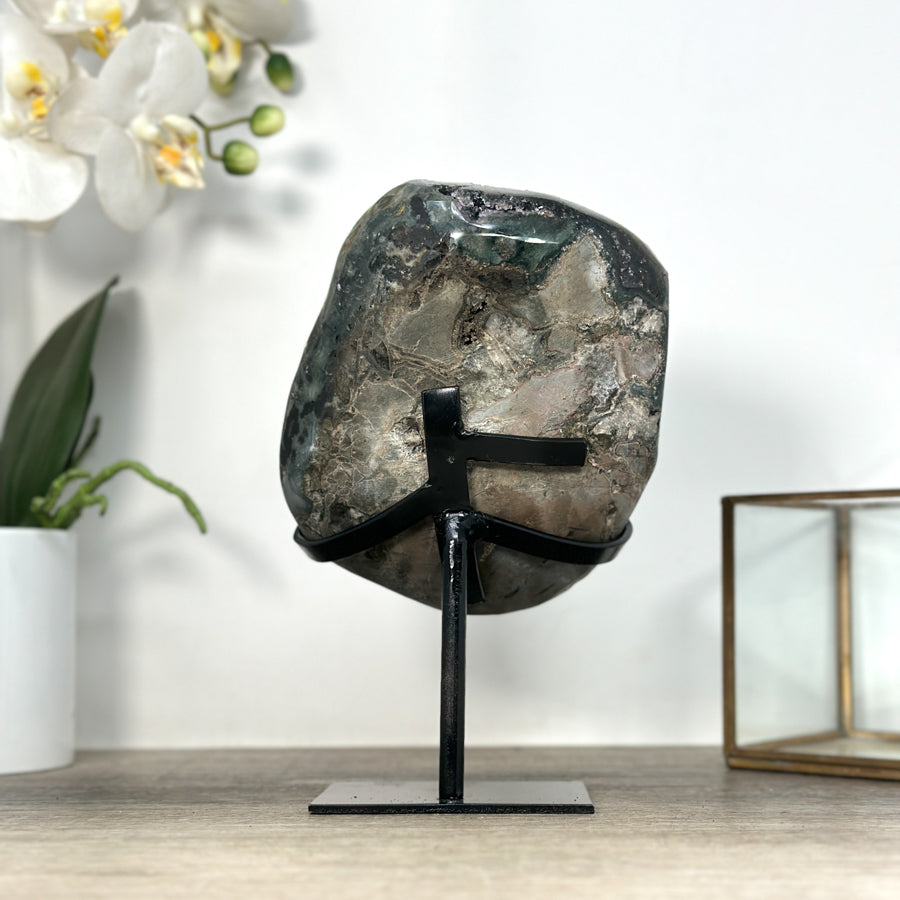 Uruguayan Amethyst Stone with Calcite Inclusion - MWS2550