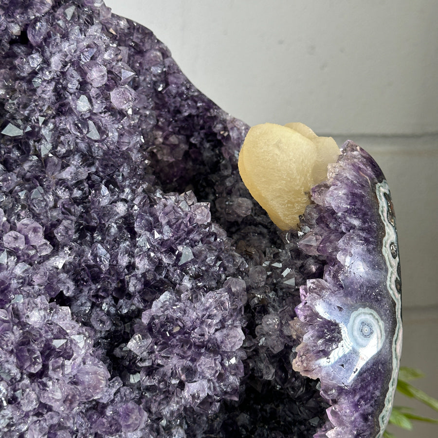 Uruguayan Amethyst Specimen with Green Jasper Shell &amp; Calcite Formation - MWS3148