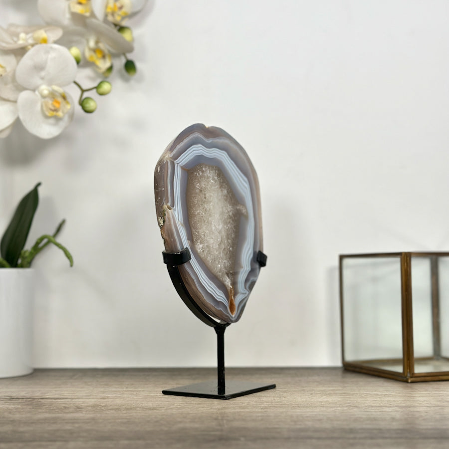 Blue Banded Agate &amp; Quartz Stone Slice on Metal Stand - MWS3012