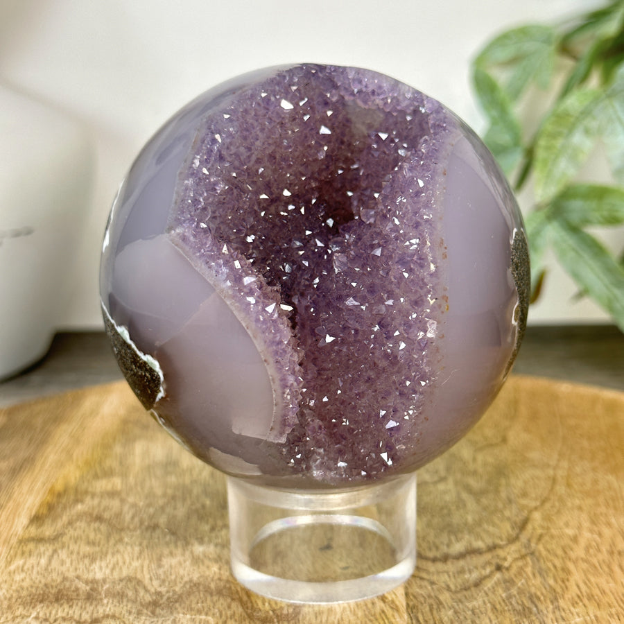 Amethyst &amp; Agate Sphere Geode with Druzy Crystal Interior - SPH0230