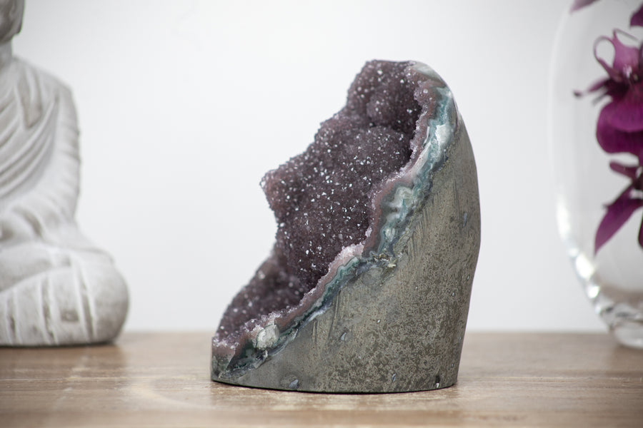 Natural Sparkly Druzy Amethyst with Jasper Shell - GQTZ0339