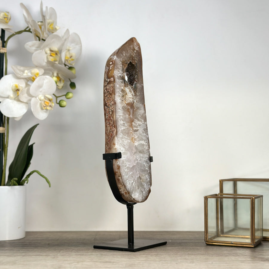 Large Natural Quartz Slice with Metallic Stand - MWS2248