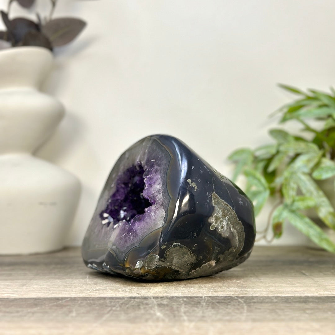 Huge Amethyst &amp; Agate Geode with Handpolished Shell - STGE0083