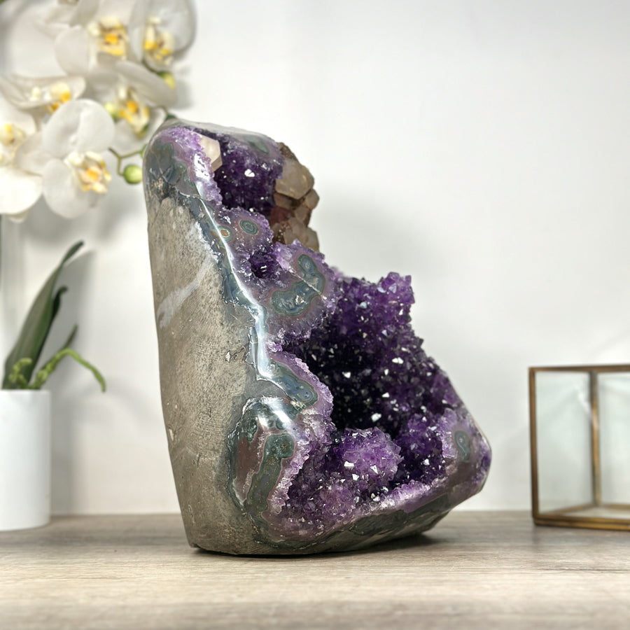 LArge Amethyst Stone with Stalctites &amp; Calcite Formation - CBP1224