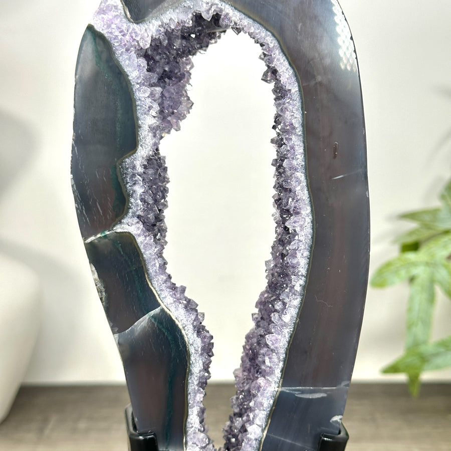 Natural Agate &amp; Amethyst Geode Slice Portal - MWS3243